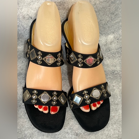VTG*New-ST.John Satin Embellished Heeled Sandals Slip on Sandals/heels~Size:8~ - Picture 4 of 14